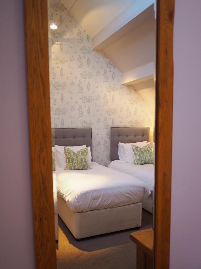 Bear&Ragged Staff Hotel Cumnor Eksteriør billede