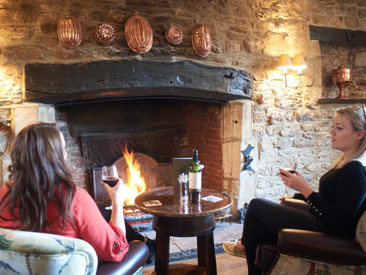Bear&Ragged Staff Hotel Cumnor Eksteriør billede