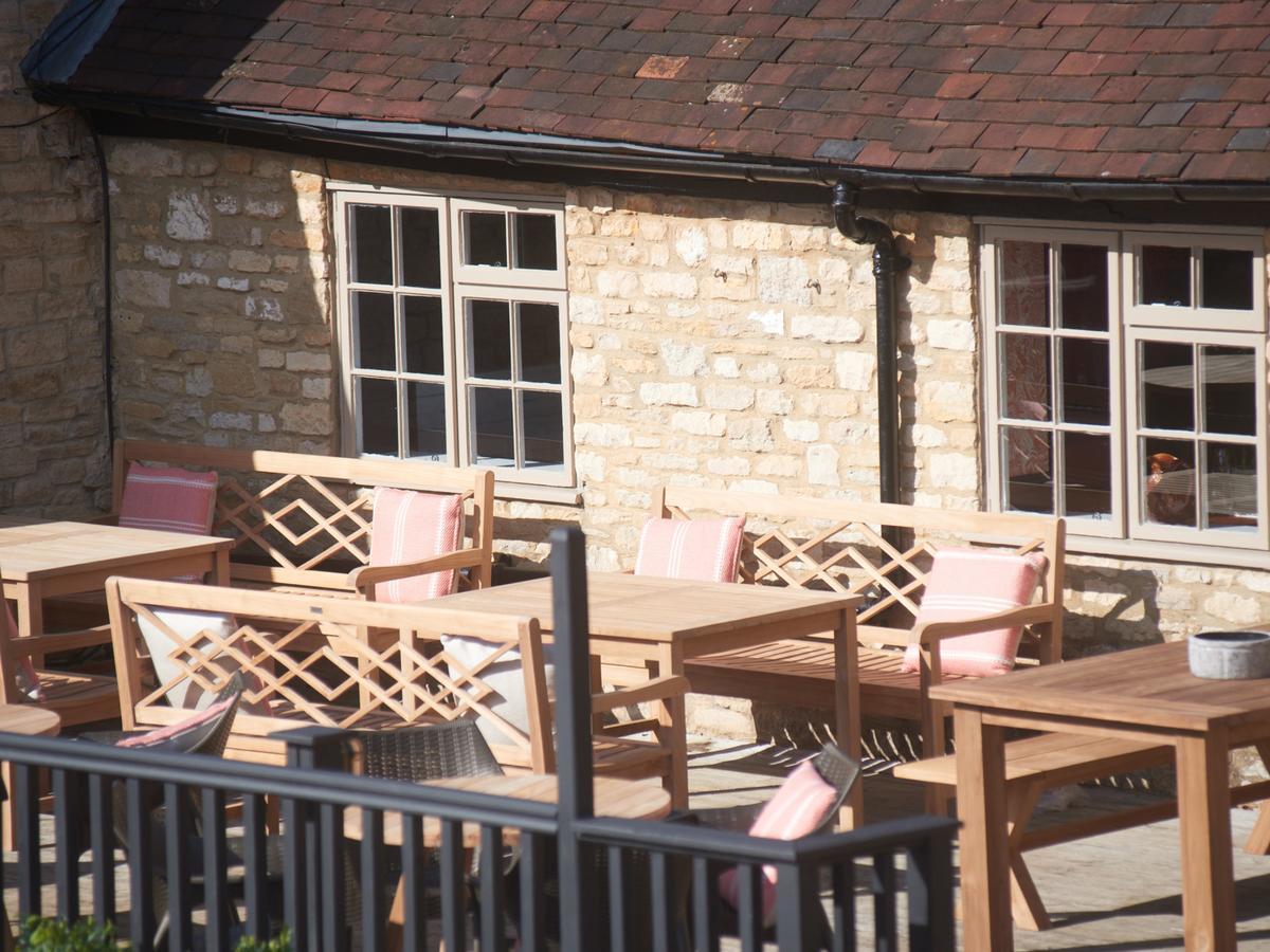Bear&Ragged Staff Hotel Cumnor Eksteriør billede